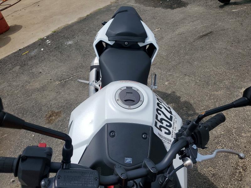 2025 Honda Cb750 მანქანა იყიდება აუქციონზე, vin: JH2RH2402SK000909, აუქციონის ნომერი: 55222076