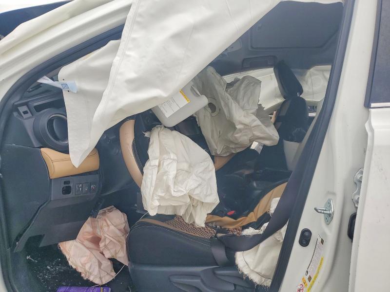 Aukcja sprzedaży 2017 Toyota Rav4, vin: JTMWFREV3HJ715085, numer aukcji: 54976766