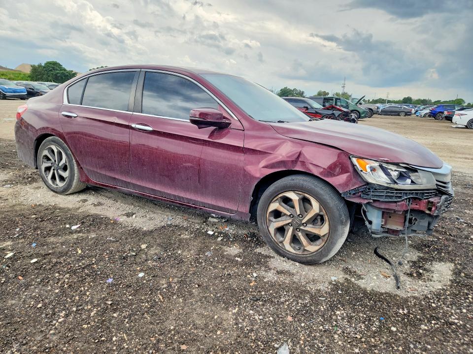 Продажа на аукционе авто 2017 Honda Accord, vin: 1HGCR2F71HA228843, номер лота: 53237636