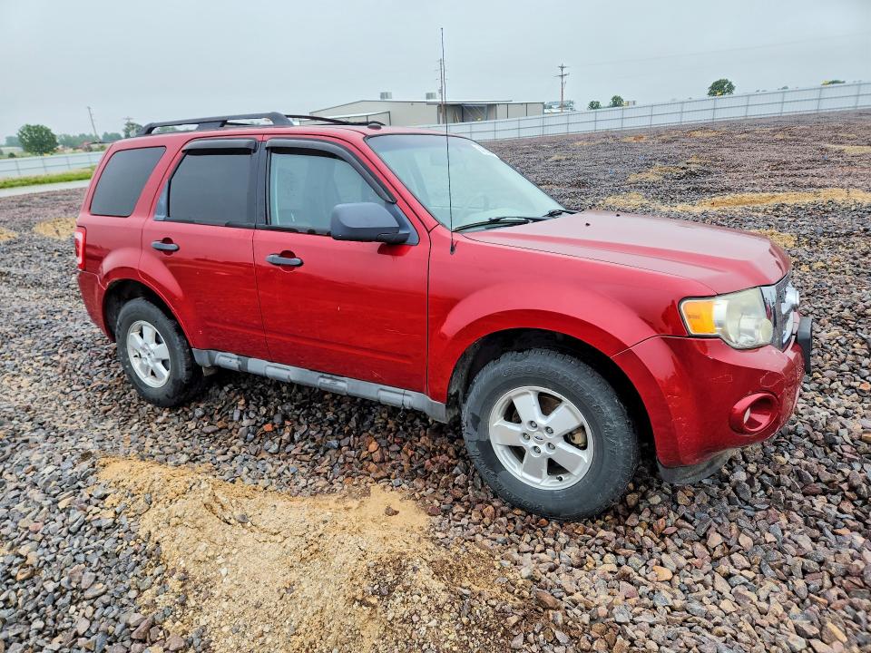 54198006 :رقم المزاد ، 1FMCU9DG0AKB62998 vin ، 2010 Ford Escape مزاد بيع