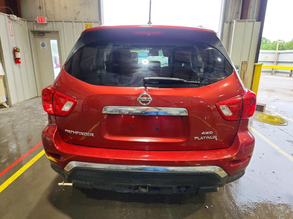 Продажа на аукционе авто 2017 Nissan Pathfinder, vin: 5N1DR2MM0HC912083, номер лота: 55161326