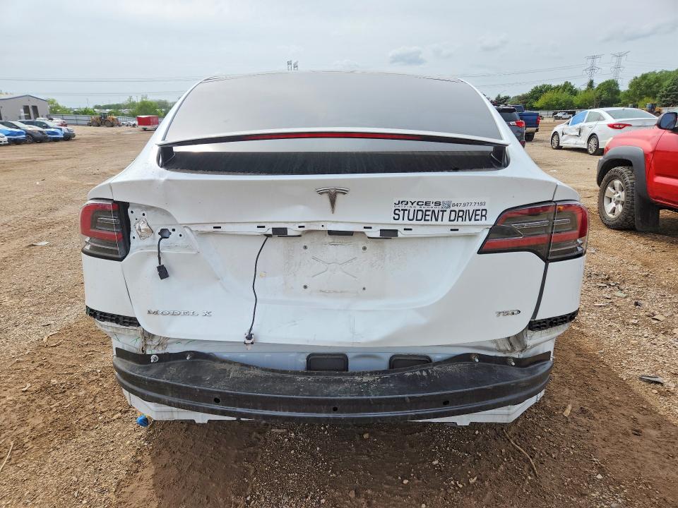 2018 Tesla Model X მანქანა იყიდება აუქციონზე, vin: 5YJXCBE28JF112379, აუქციონის ნომერი: 53929276
