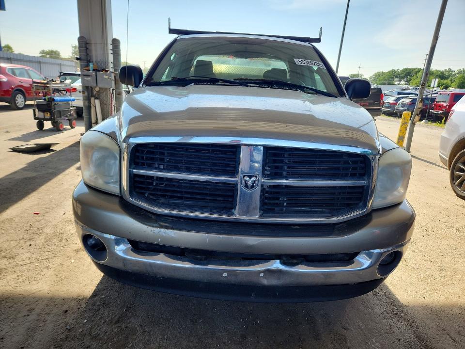 55369206 :رقم المزاد ، 1D7HU182X7S184354 vin ، 2007 Dodge Ram 1500 مزاد بيع