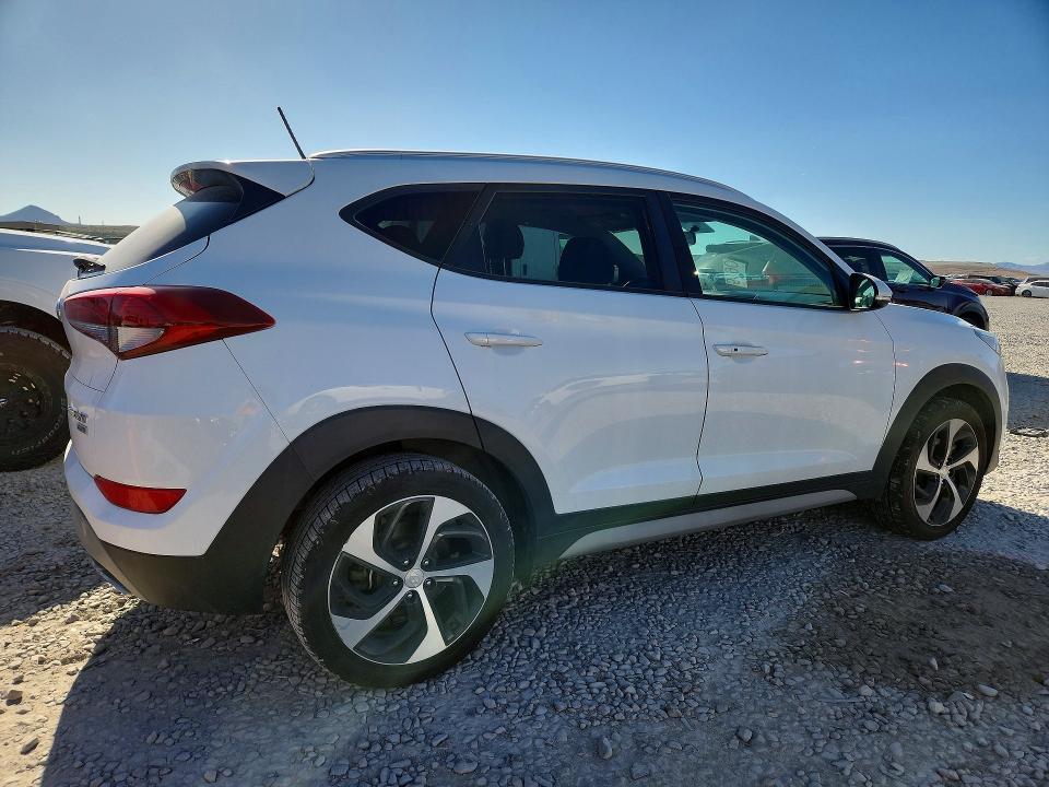 54663526 :رقم المزاد ، KM8J3CA25HU369594 vin ، 2017 Hyundai Tucson مزاد بيع