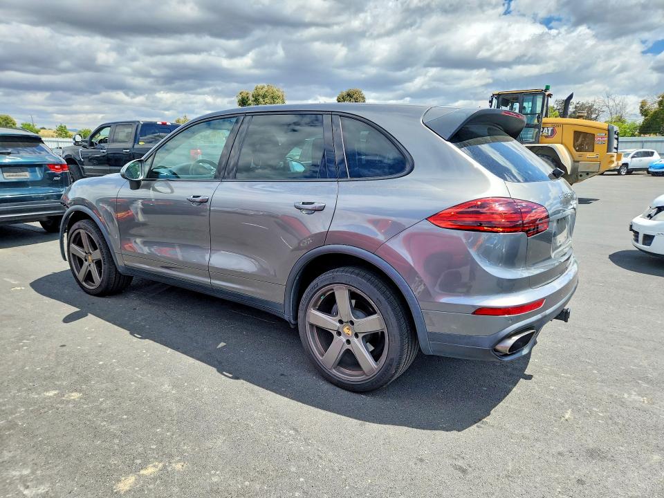 54527656 :رقم المزاد ، WP1AA2A23GKA15246 vin ، 2016 Porsche Cayenne مزاد بيع