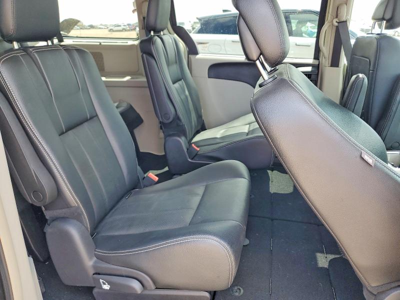 54291506 :رقم المزاد ، 2C4RC1CG5GR174904 vin ، 2016 Chrysler Town & Country مزاد بيع