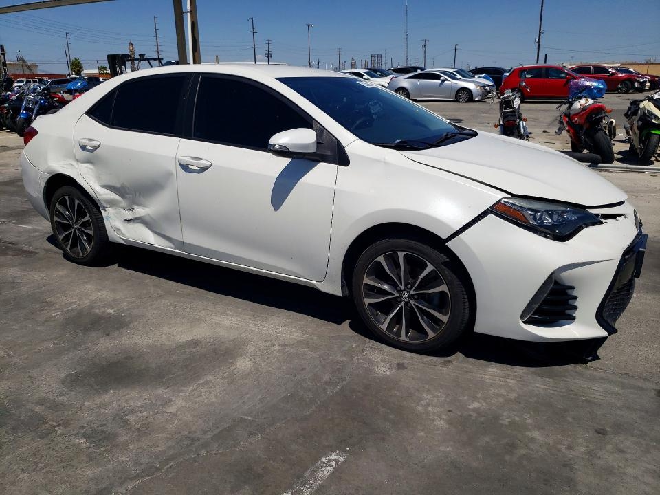 2018 Toyota Corolla მანქანა იყიდება აუქციონზე, vin: 5YFBURHE2JP792337, აუქციონის ნომერი: 52598666