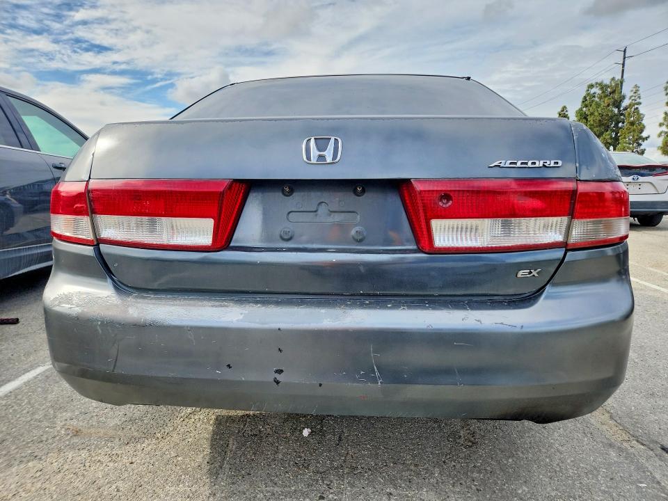 50506016 :رقم المزاد ، JHMCM56314C008174 vin ، 2004 Hond Accord مزاد بيع