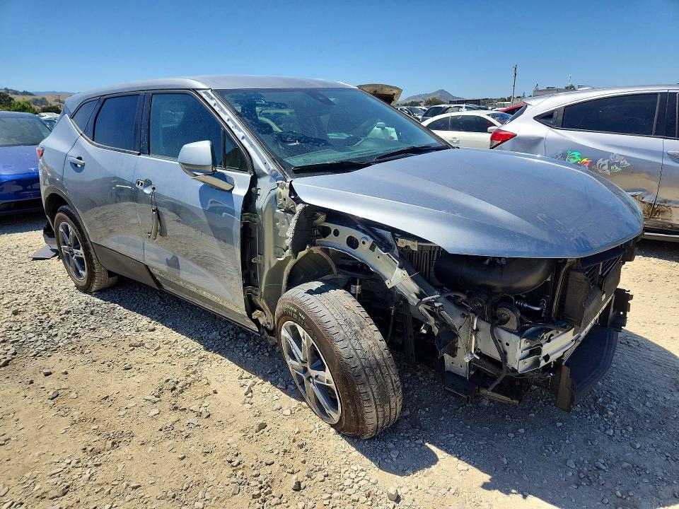 Продаж на аукціоні авто 2025 Chevrolet Blazer, vin: 3GNKBCR40SS142216, номер лоту: 53822686