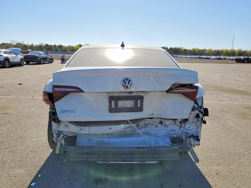 Продажа на аукционе авто 2020 Volkswagen Jetta, vin: 3VWCB7BU8LM061854, номер лота: 53245536