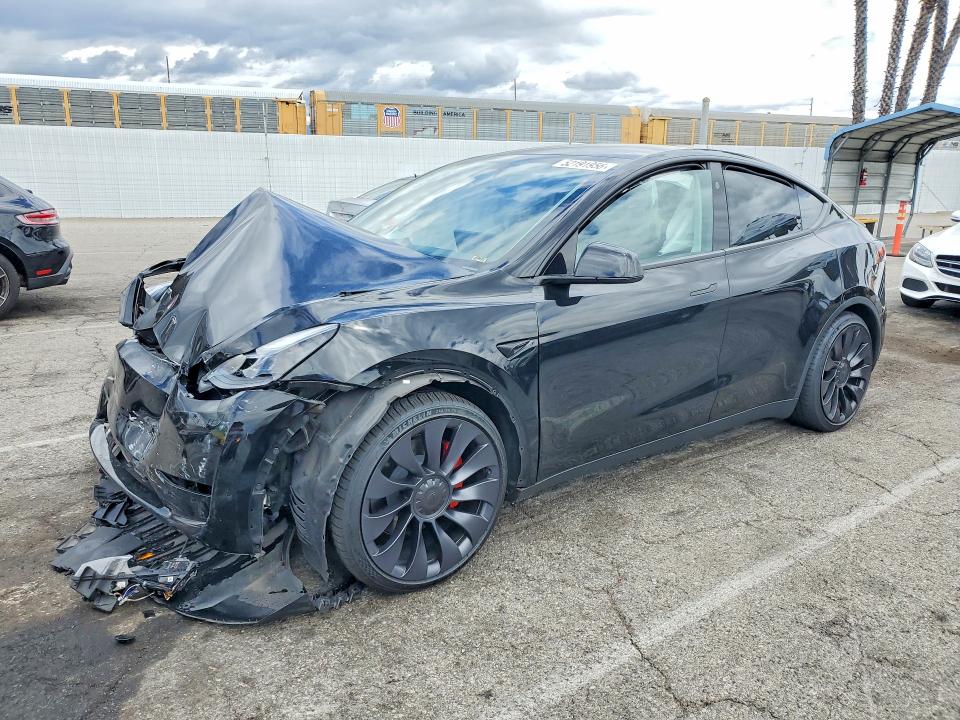 Продажа на аукционе авто 2024 Tesla Model Y, vin: 7SAYGDEF3RF053392, номер лота: 52191956
