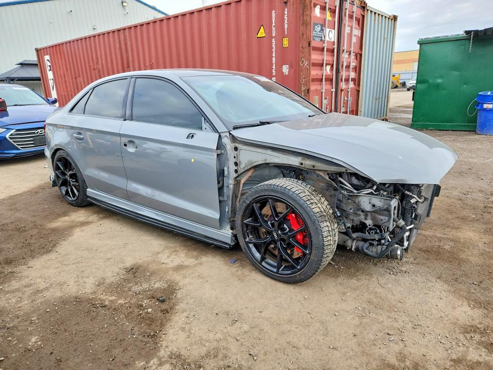 50107336 :رقم المزاد ، WUABWGFF3J1900014 vin ، 2018 Audi Rs3 مزاد بيع
