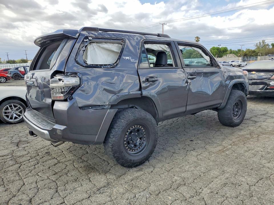 2019 Toyota 4runner მანქანა იყიდება აუქციონზე, vin: JTEBU5JR7K5709422, აუქციონის ნომერი: 55142206
