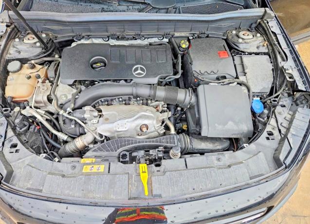 54663406 :رقم المزاد ، W1N4M4HB5MW152421 vin ، 2021 Mercedes-benz Glb مزاد بيع