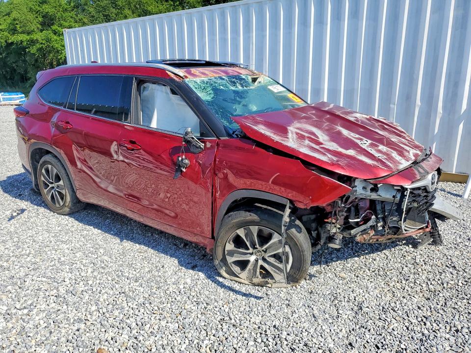 Продаж на аукціоні авто 2022 Toyota Highlander, vin: 5TDGZRAHXNS549545, номер лоту: 53165656