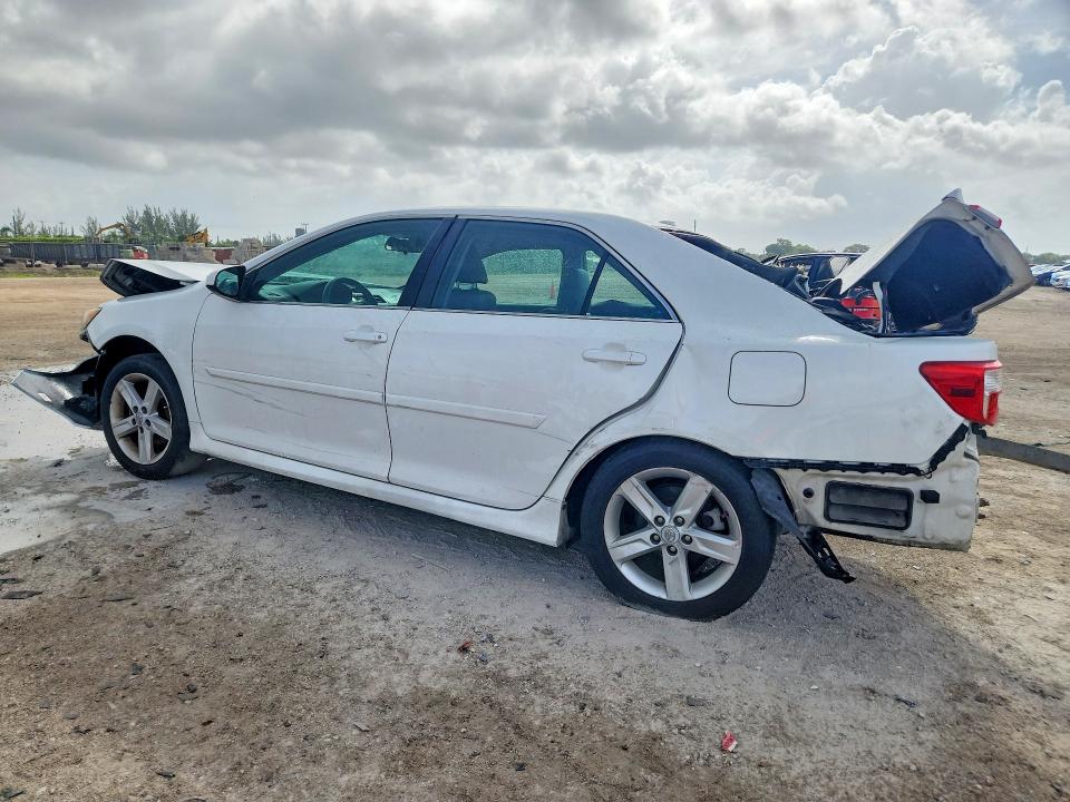54873666 :رقم المزاد ، 4T1BF1FK3DU211743 vin ، 2013 Toyota Camry مزاد بيع