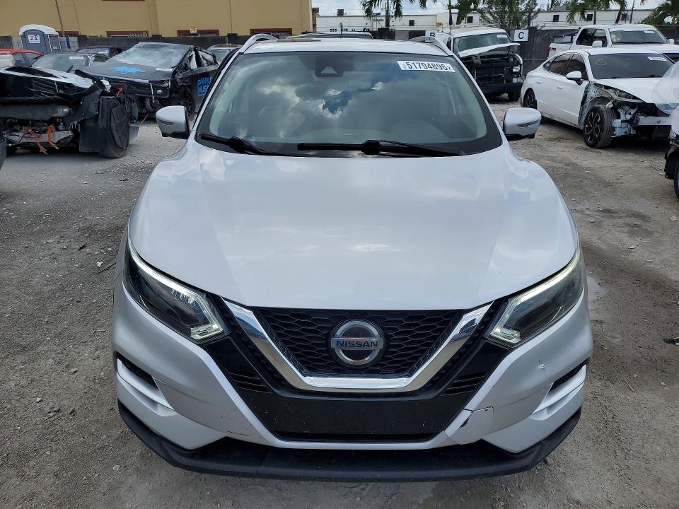 Продажа на аукционе авто 2017 Nissan Rogue Sport, vin: JN1BJ1CPXHW013502, номер лота: 51794896