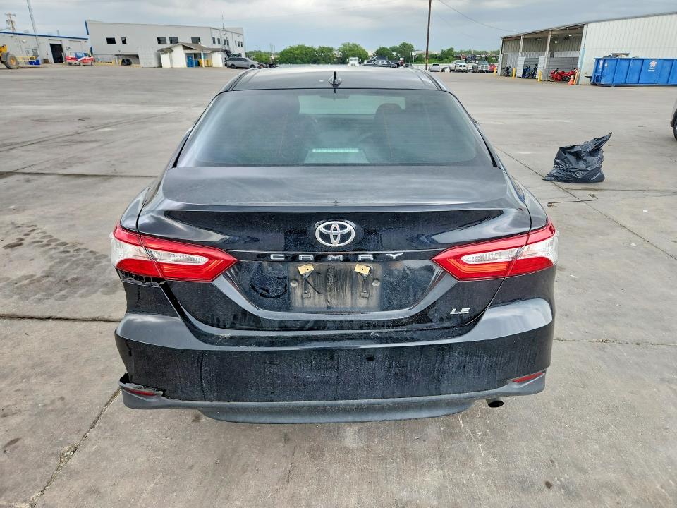 54061426 :رقم المزاد ، 4T1B11HK5KU721097 vin ، 2019 Toyota Camry مزاد بيع