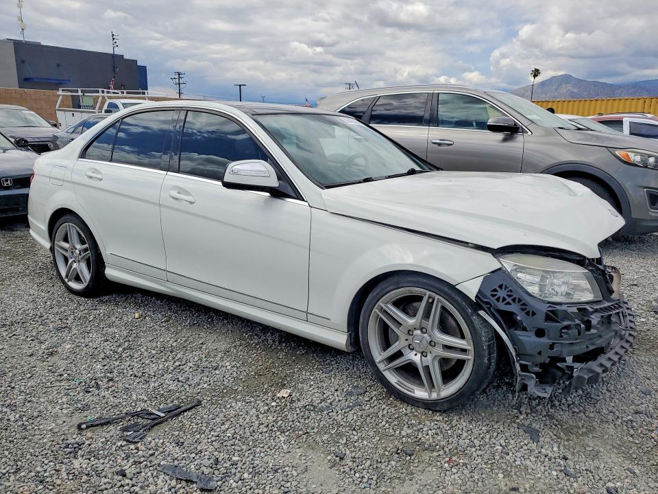 52416456 :رقم المزاد ، WDDGF56X89R047788 vin ، 2009 Mercedes-benz C مزاد بيع
