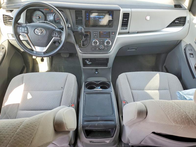 52770686 :رقم المزاد ، 5TDKK3DC6FS590901 vin ، 2015 Toyota Sienna مزاد بيع