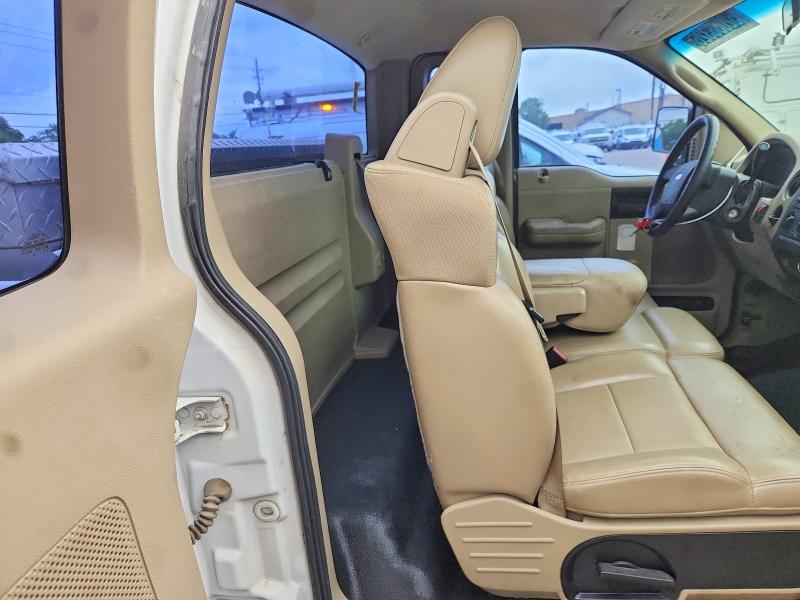 52058326 :رقم المزاد ، 1FTRF12248KC43093 vin ، 2008 Ford F150 مزاد بيع