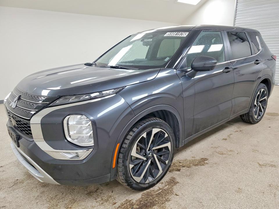 55081976 :رقم المزاد ، JA4J3VA88RZ069941 vin ، 2024 Mitsubishi Outlander مزاد بيع