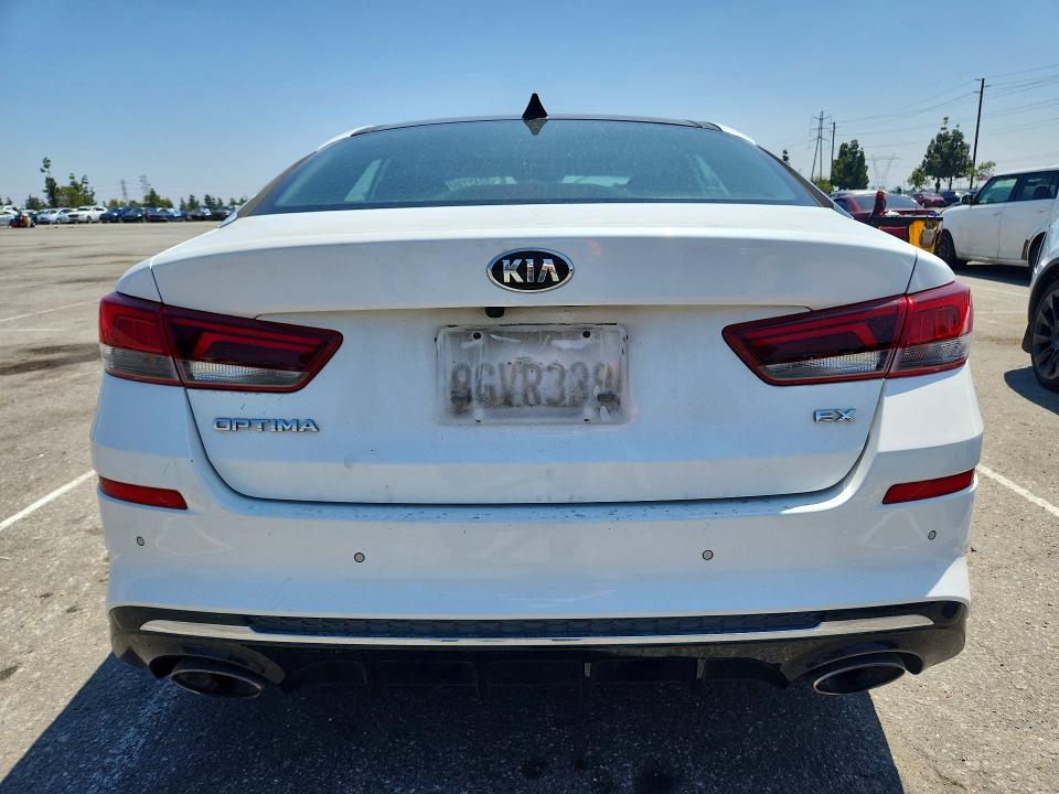 2019 Kia Optima მანქანა იყიდება აუქციონზე, vin: 5XXGU4L15KG301802, აუქციონის ნომერი: 52427066