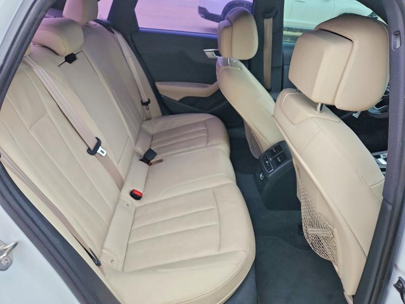 Aukcja sprzedaży 2017 Audi A4, vin: WAUKMAF4XHN057766, numer aukcji: 52568056
