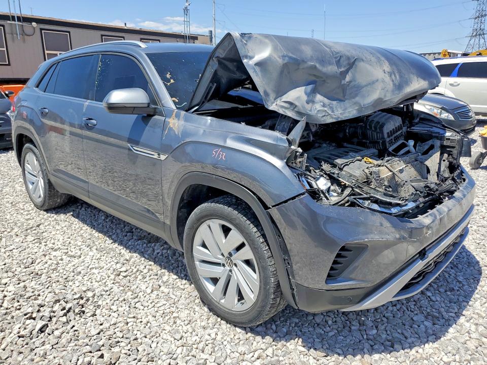 53891826 :رقم المزاد ، 1V2HE2CAXNC216396 vin ، 2022 Volkswagen Atlas Cross Sport مزاد بيع