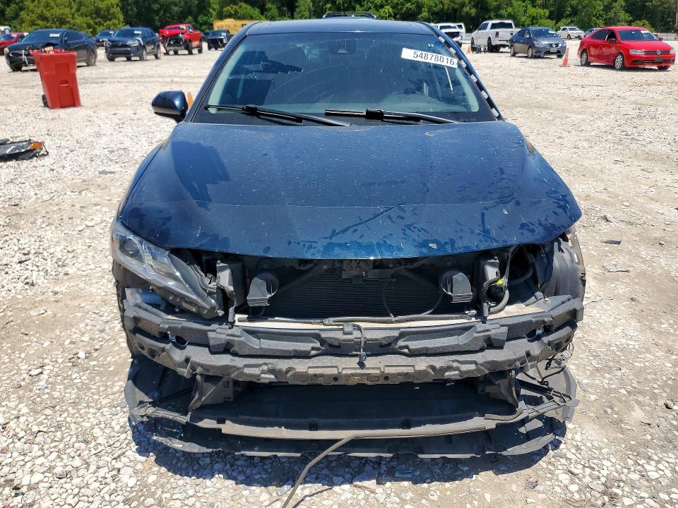 54878016 :رقم المزاد ، 4T1G11AK6LU909550 vin ، 2020 Toyota Camry مزاد بيع