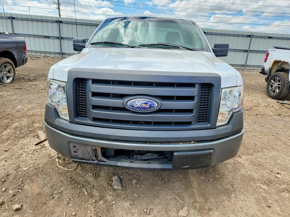 54318106 :رقم المزاد ، 1FTMF1CW4AKA98445 vin ، 2010 Ford F150 مزاد بيع
