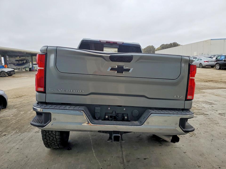79825665 :رقم المزاد ، 2GC4YPEY7R1111227 vin ، 2024 Chevrolet Silverado مزاد بيع