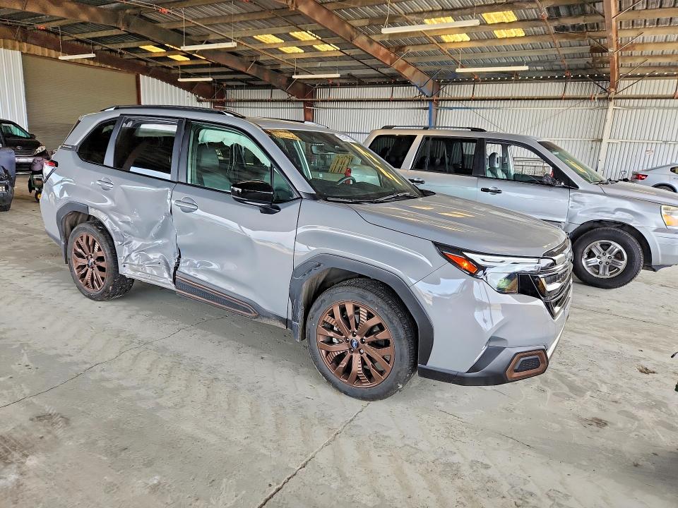 Продажа на аукционе авто 2025 Subaru Forester, vin: JF2SLDHC1SH520820, номер лота: 52247906