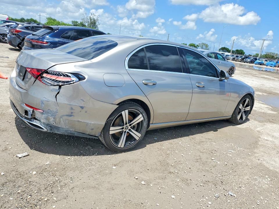 54076686 :رقم المزاد ، W1KAF4GB4NR041953 vin ، 2022 Mercedes-benz C مزاد بيع