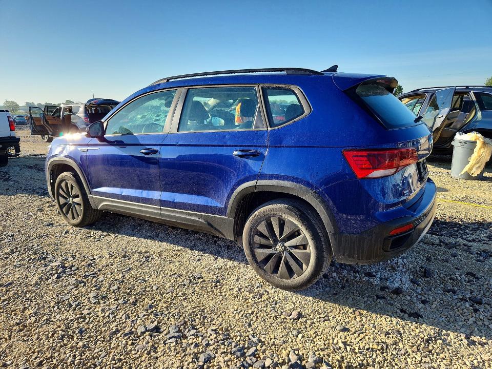 51916516 :رقم المزاد ، 3VV5X7B25RM105590 vin ، 2024 Volkswagen Taos مزاد بيع