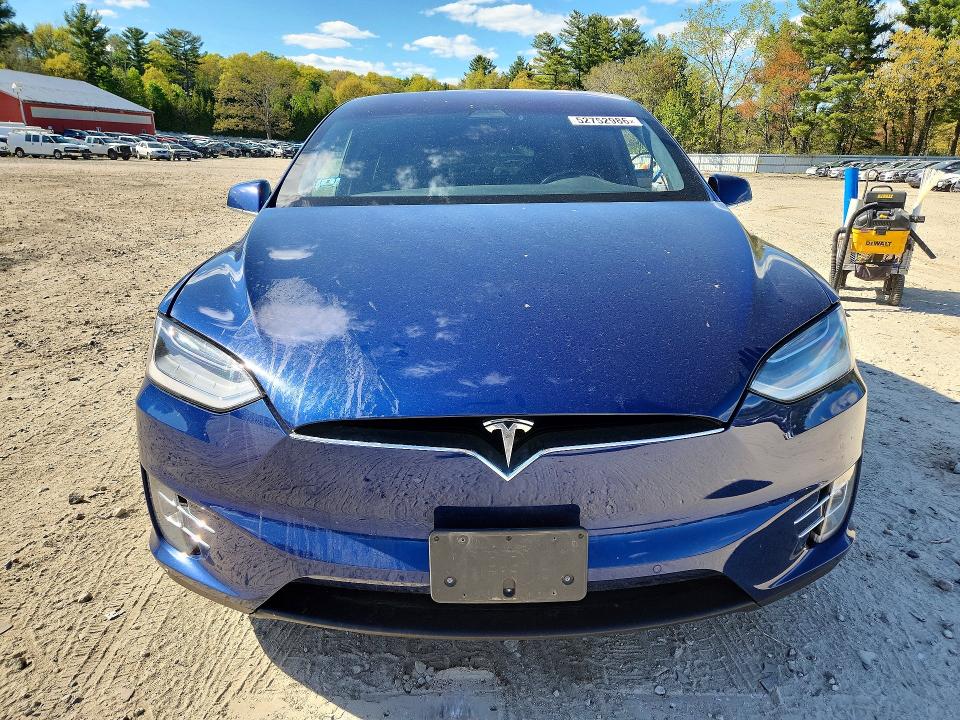Продаж на аукціоні авто 2019 Tesla Model X, vin: 5YJXCBE27KF184885, номер лоту: 52752986