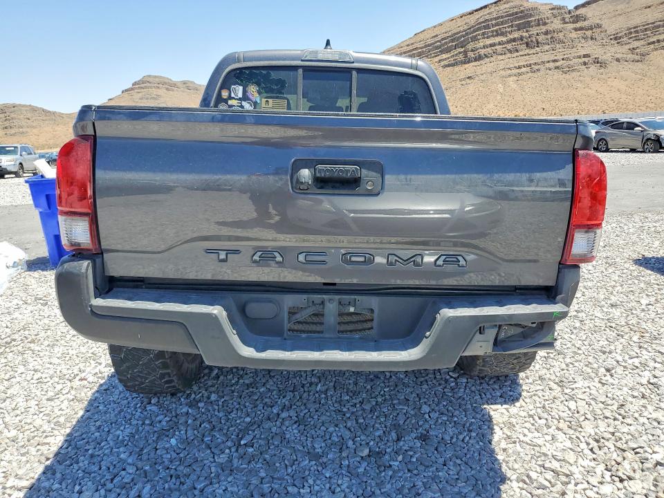 53646096 :رقم المزاد ، 5TFAX5GN3LX185705 vin ، 2020 Toyota Tacoma مزاد بيع