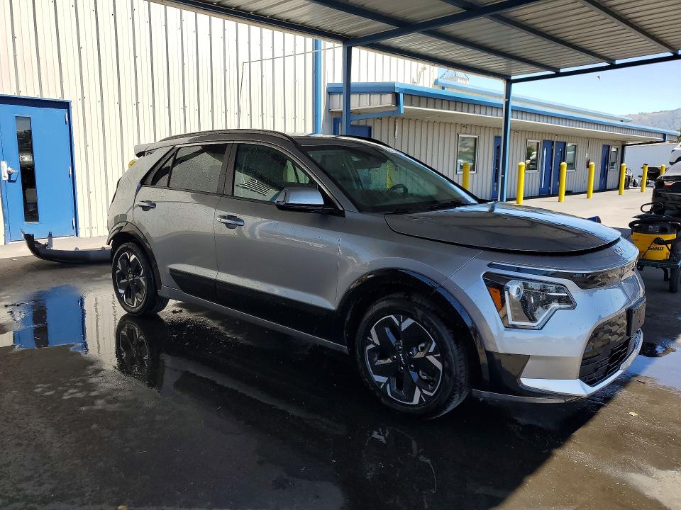 Продажа на аукционе авто 2023 Kia Niro, vin: KNDCR3L12P5025598, номер лота: 52968876