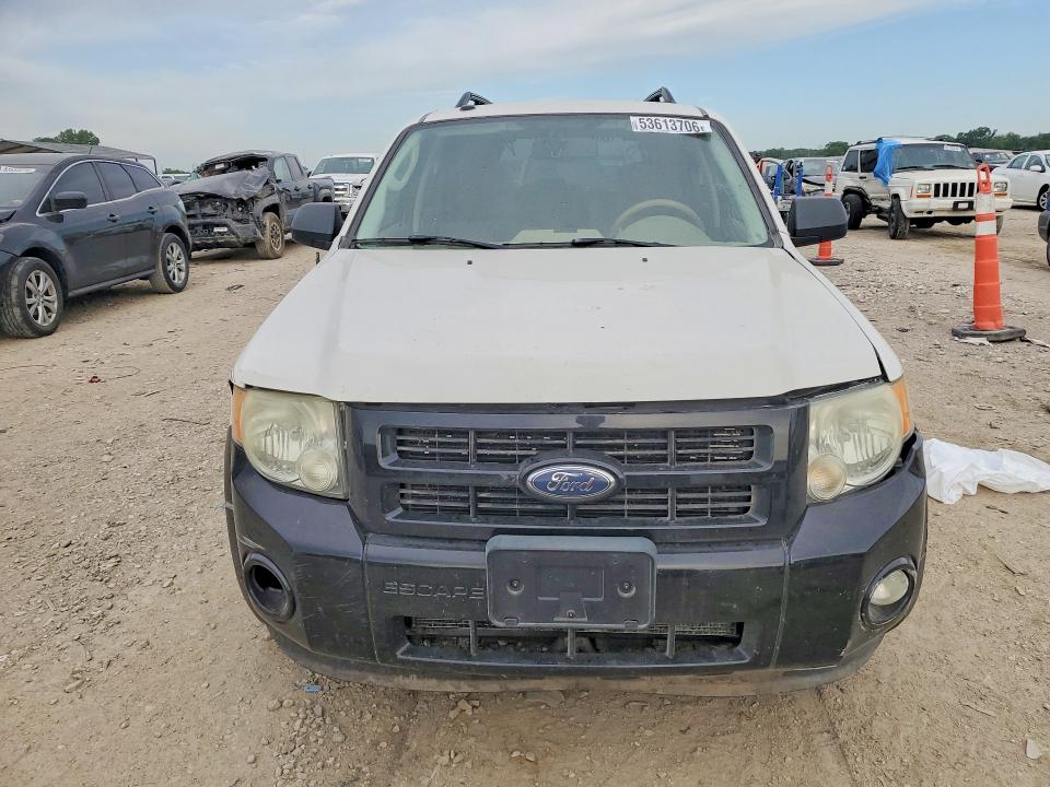 53613706 :رقم المزاد ، 1FMCU0DG8AKA15159 vin ، 2010 Ford Escape مزاد بيع