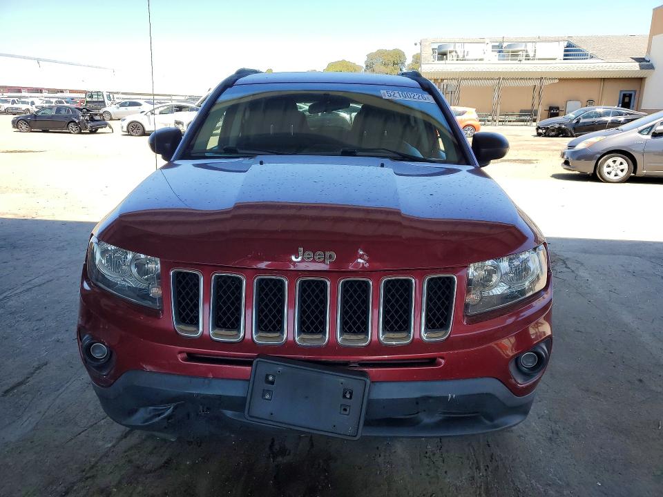 Продажа на аукционе авто 2015 Jeep Compass, vin: 1C4NJCBA7FD250508, номер лота: 52100226