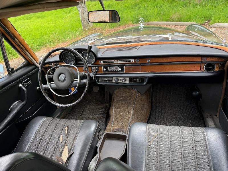 55223856 :رقم المزاد ، 10801212059929 vin ، 1968 Mercedes-benz 250s مزاد بيع