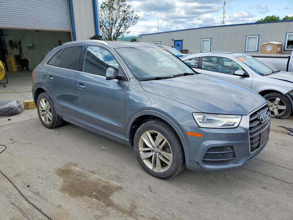 2017 Audi Q3 მანქანა იყიდება აუქციონზე, vin: WA1JCCFS5HR004200, აუქციონის ნომერი: 55244826