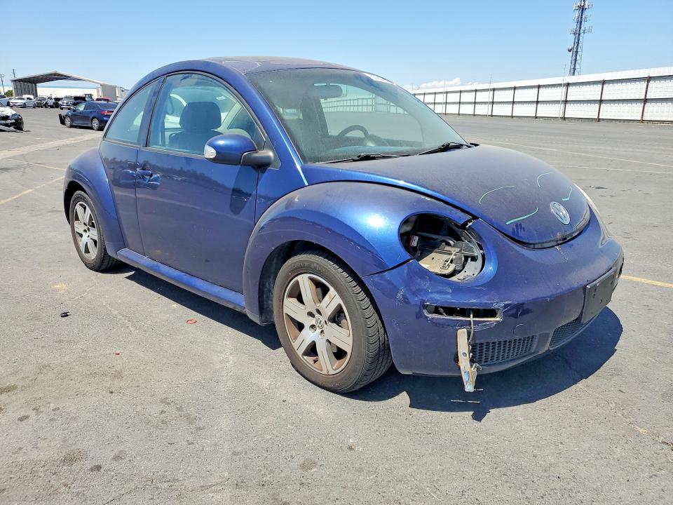 53984456 :رقم المزاد ، 3VWRW31C36M413436 vin ، 2006 Volkswagen New Beetle مزاد بيع