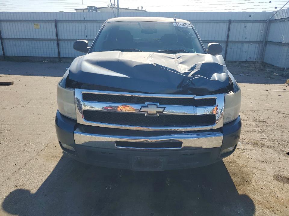 2010 Chevrolet Silverado მანქანა იყიდება აუქციონზე, vin: 1GCSCSE01AZ212052, აუქციონის ნომერი: 54144866