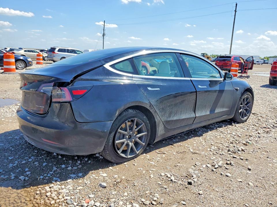 55198826 :رقم المزاد ، 5YJ3E1EB2KF194825 vin ، 2019 Tesla Mdl 3 مزاد بيع