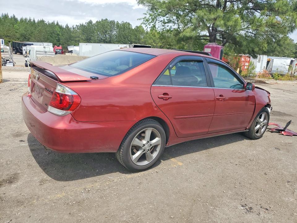 52296326 :رقم المزاد ، JTDBA32K250024975 vin ، 2005 Toyota Camry مزاد بيع