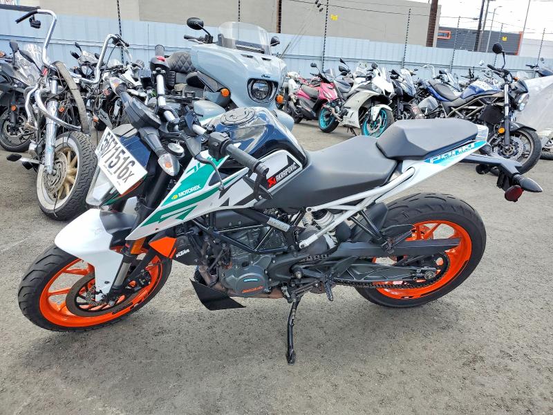 55571516 :رقم المزاد ، MD2JPC401MC031543 vin ، 2021 Ktm 200 مزاد بيع