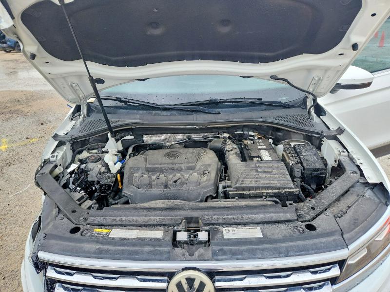 Продажа на аукционе авто 2018 Volkswagen Tiguan, vin: 3VV4B7AXXJM179258, номер лота: 52141866