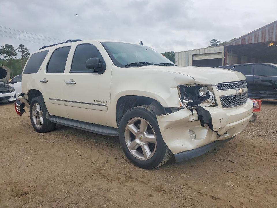 52651526 :رقم المزاد ، 1GNFC33J49R260215 vin ، 2009 Chevrolet Tahoe مزاد بيع