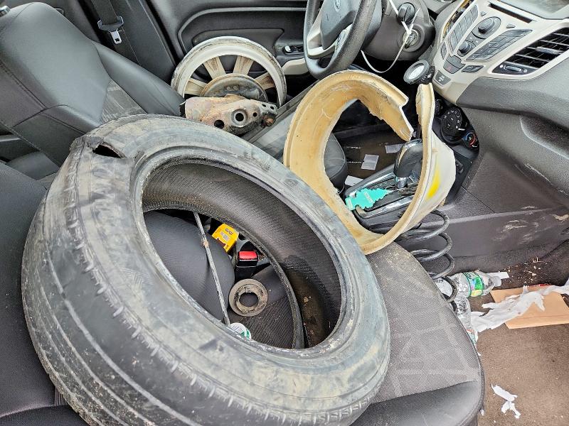 52783906 :رقم المزاد ، 3FADP4BJ0CM152460 vin ، 2012 Ford Fiesta مزاد بيع